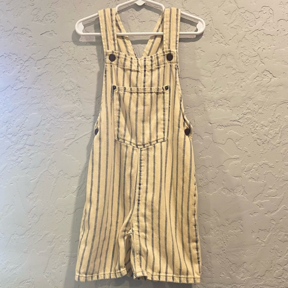 Zara 4/5 boys short overalls